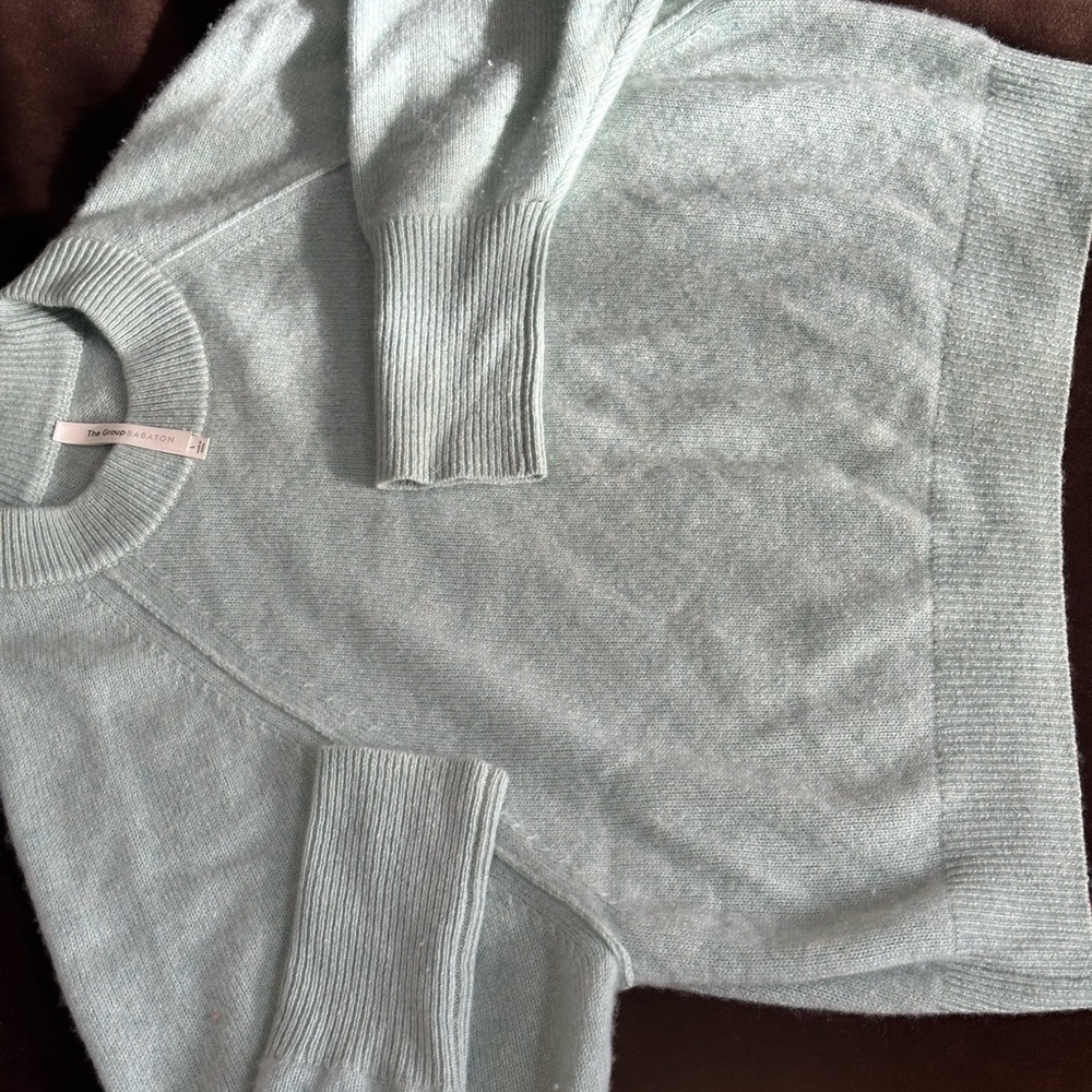 Aritzia The group Babaton Cashmere sweater - Picture 3 of 5